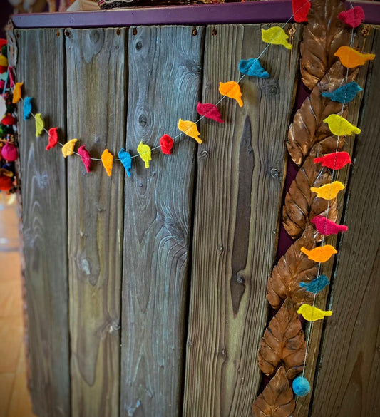 Decorative String felt Indian Birds