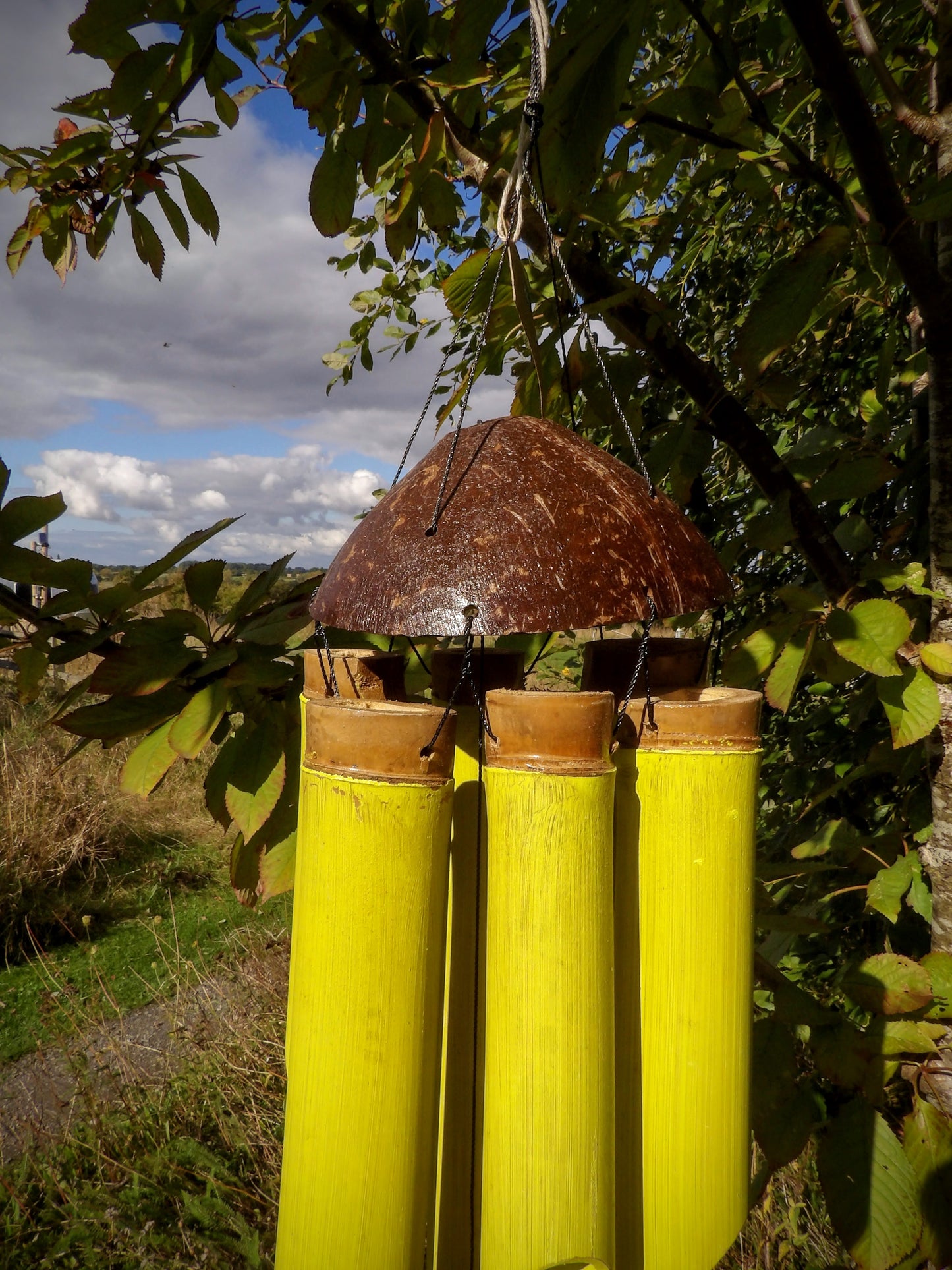 Bamboo windchime with coconut top - Yellow