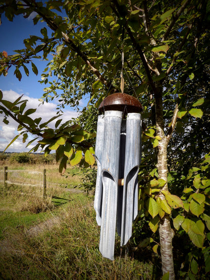 Bamboo windchime with coconut top - Blue