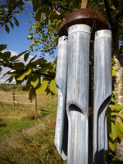 Bamboo windchime with coconut top - Blue