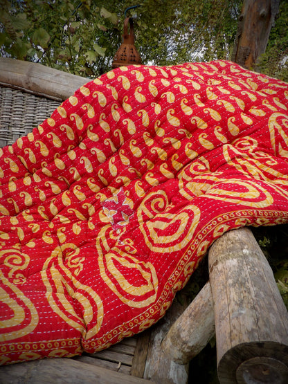 Kantha Mattress Large - Paisley