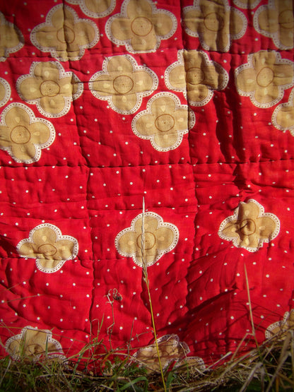 Kantha Quilted Throw - Flowers